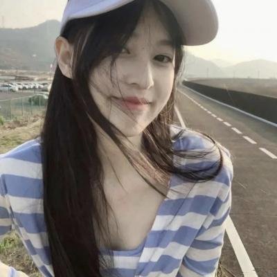 女孩的夏日秘密